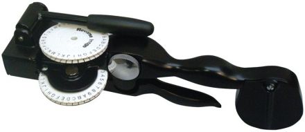 Dymo M1011 metal tape embosser